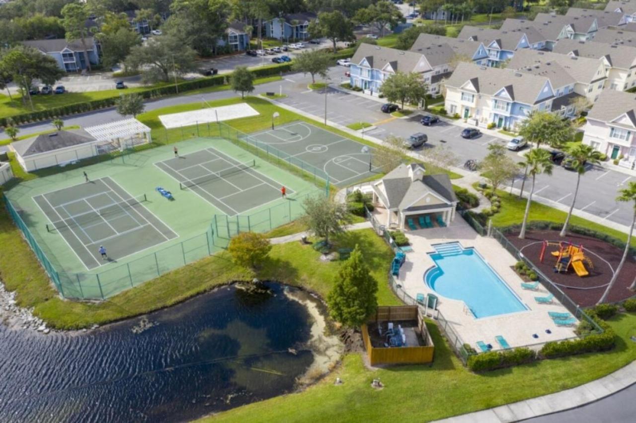 Charming 3-bedroom In Gated Community - Your Perfect Getaway! * Kissimmee